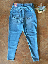 Load image into Gallery viewer, FEELING GOOD SLIGHTLY DISTRESSED- PLUS SIZE - THAW Boutique