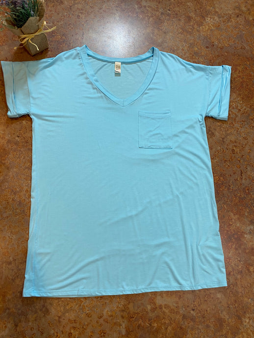 FEELS SO GOOD POCKET TEE- SKY BLUE - THAW Boutique 