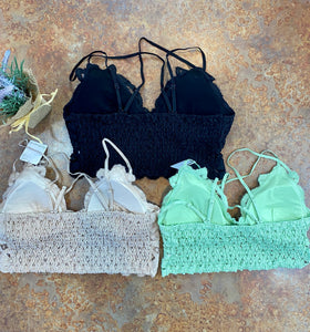 FLOWER LACE BRALETTE | BLACK - THAW Boutique 