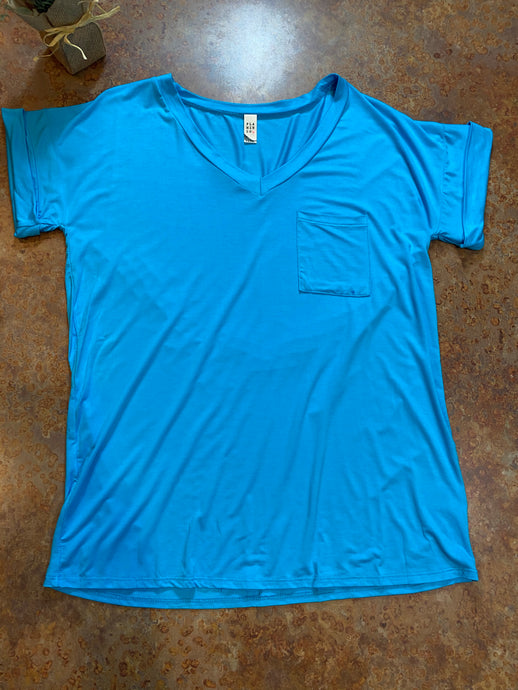 FEELS SO GOOD POCKET TEE- SCUBA BLUE - THAW Boutique 