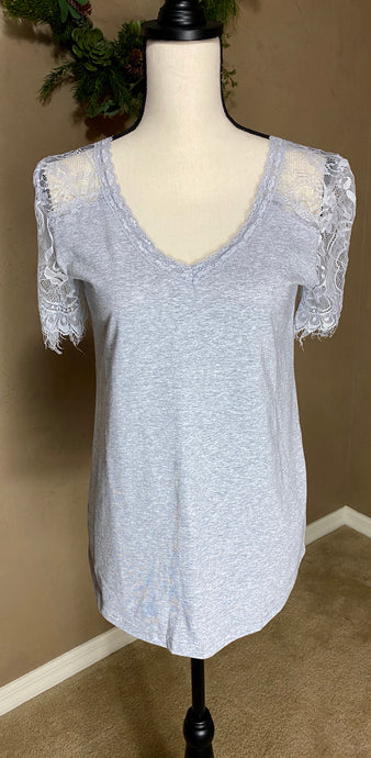 LACE SLEEVE HEATHER TEE - THAW Boutique 