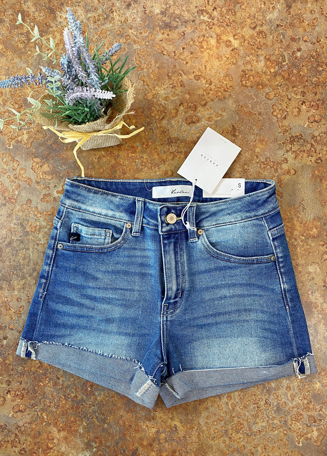 HIGH RISE MEDIUM WASH JEAN SHORTS | KANCAN - THAW Boutique 