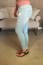 Load image into Gallery viewer, GOOD ALL ROUND DISTRESSING SKINNY JEAN| BLUE AGE - THAW Boutique 
