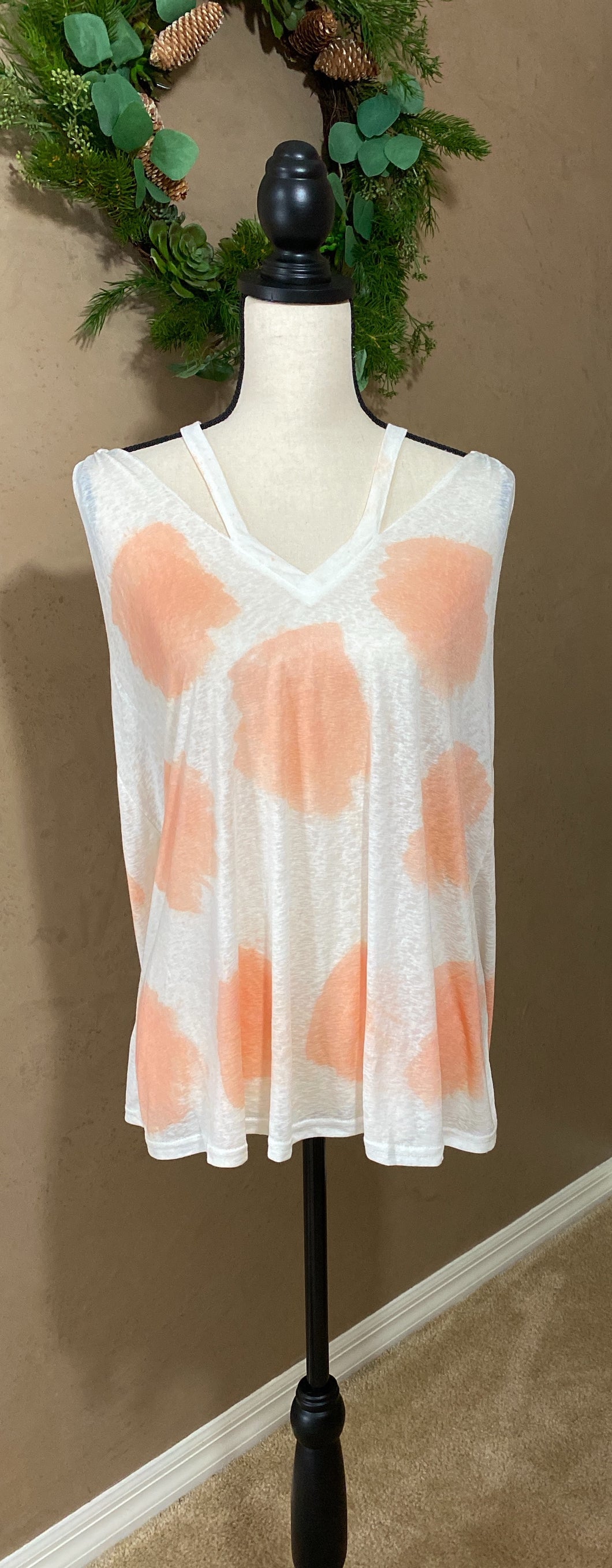 BLUSH HYDRANGEA TANK TOP - THAW Boutique 